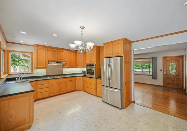 Photo 1 of Single family home for sale at 8378 Groveland Rd, Saint Paul, MN 55112 | MLS# 7139585 | Listing updated on 2026-10-07