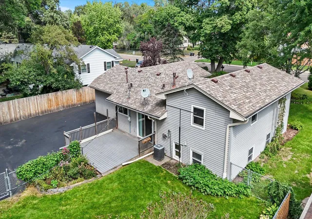 Photo 2 of Single family home for sale at 8378 Groveland Rd, Saint Paul, MN 55112 | MLS# 7139585 | Listing updated on 2026-10-05