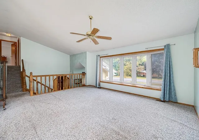 Photo 4 of Sale Pending at 2613 Kennelly Pl, Burnsville, MN 55337 | MLS# 7139623 | Listing updated on 2026-10-07