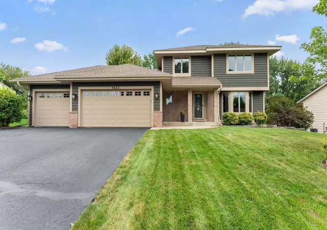 Photo 1 of Single family home for sale at 9623 161st Street W, Lakeville, MN 55044 | MLS# 7139645 | Listing updated on 2026-09-22