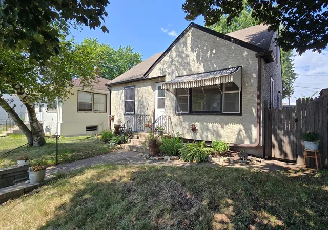 Photo 2 of Single family home for sale at 1229 7th Street E, Saint Paul, MN 55106 | MLS# 7139646 | Listing updated on 2026-09-06