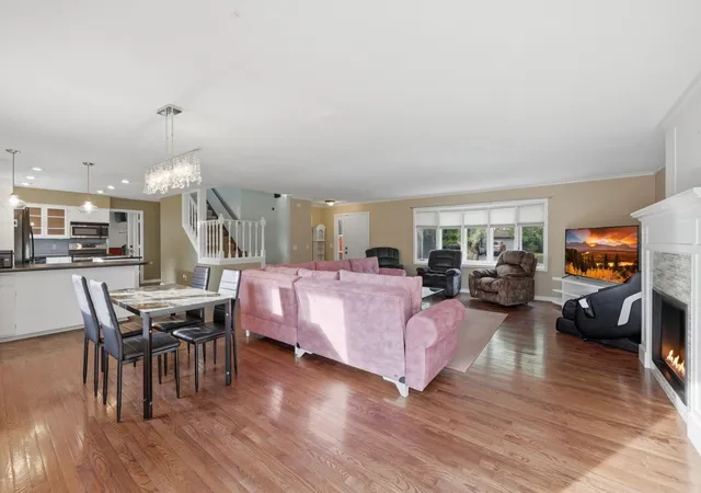 Photo 4 of Single family home for sale at 937 Spruce Dr, Saint Cloud, MN 56303 | MLS# 7139659 | Listing updated on 2026-10-05