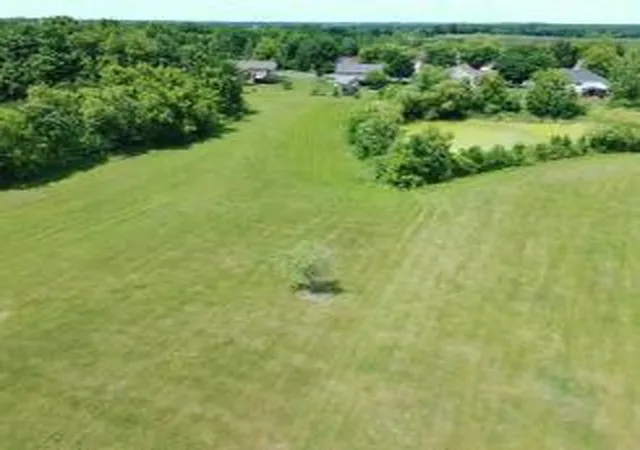Photo 17 of Single family home for sale at 695 Aspen Ln, Montrose, MN 55363 | MLS# 7139674 | Listing updated on 2026-09-06