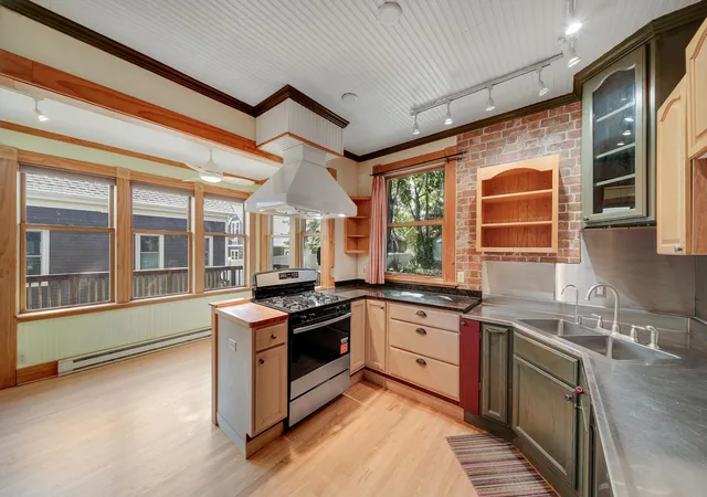 Single family home for sale at 110 Winifred St W, Saint Paul, MN 55107 | MLS# 7139678