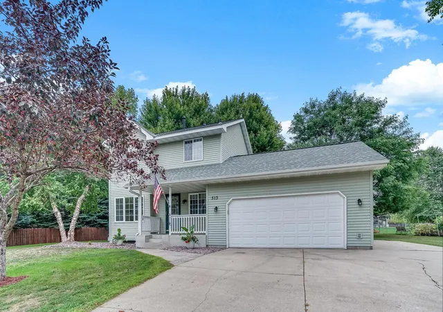 Photo 1 of Single family home for sale at 513 Maple Knoll Way Nw, Saint Michael, MN 55376 | MLS# 7139687 | Listing updated on 2026-09-19