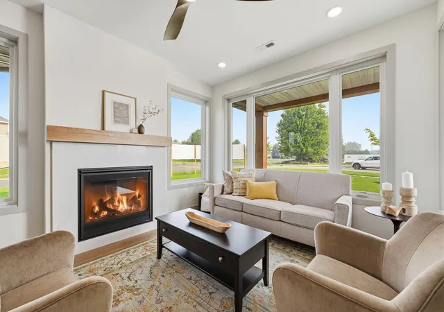 Photo 3 of Townhouse for sale at 16303 Esprit Ct, Lakeville, MN 55044 | MLS# 7139712 | Listing updated on 2026-10-01