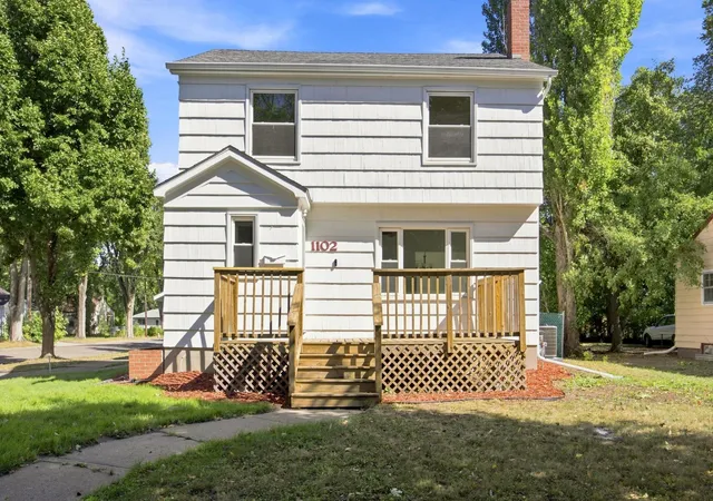 Photo 2 of Single family home for sale at 1102 2nd Street S, Moorhead, MN 56560 | MLS# 7139714 | Listing updated on 2026-09-16
