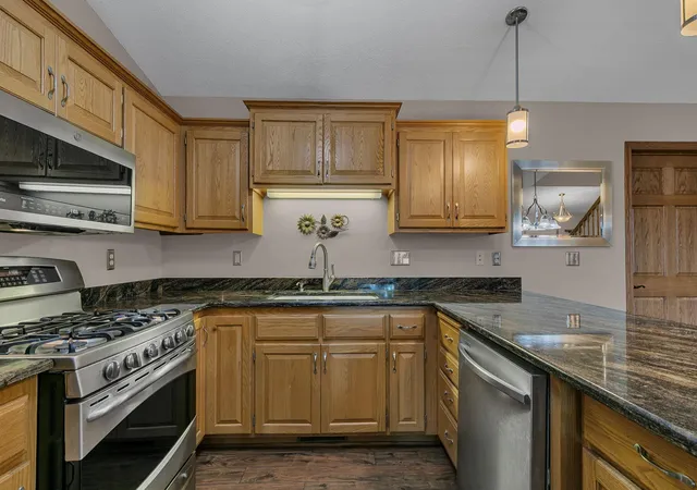 Photo 3 of Single family home for sale at 1101 Summit Way, Sauk Rapids, MN 56379 | MLS# 7139717 | Listing updated on 2026-10-07