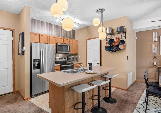 Listing Photo 2 - Condo for sale in building located at 1776 Maryland Ave E, St. Paul, MN 55106 - Unit #105