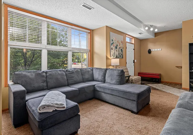 Listing Photo 4 - Condo for sale in building located at 1776 Maryland Ave E, St. Paul, MN 55106 - Unit #105