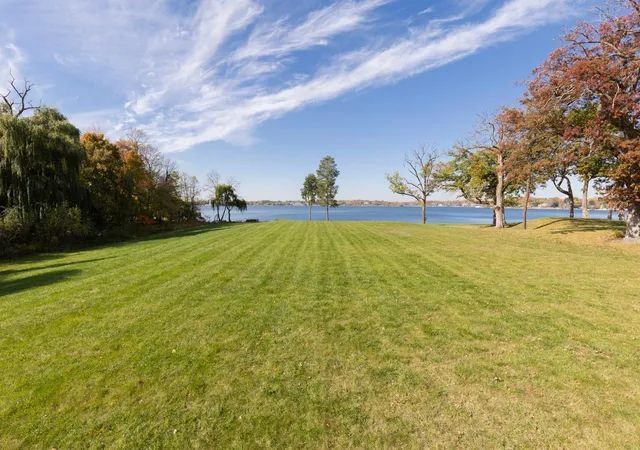 Photo 1 of Land for sale at Tbd Bushaway Rd, Wayzata, MN 55391 | MLS# 7139741 | Listing updated on 2026-10-21