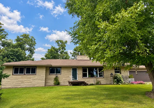 Photo 2 of Single family home for sale at 65176 120th Avenue, Claremont, MN 55924 | MLS# 7139768 | Listing updated on 2026-09-28