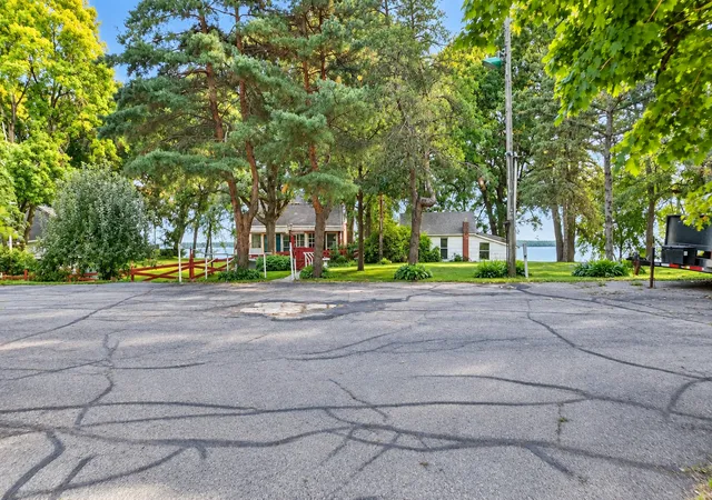 Photo 3 of Single family home for sale at 6309 24th Street Ne, Willmar, MN 56201 | MLS# 7139852 | Listing updated on 2026-10-22