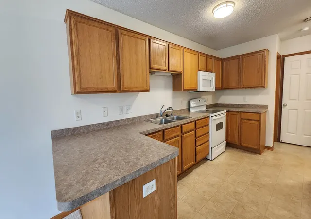 Photo 4 of Single family home for sale at 543 French Ln, Dundas, MN 55019 | MLS# 7139890 | Listing updated on 2026-09-21