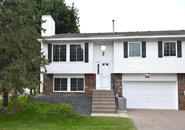 Photo 1 of Single family home for sale at 1929 Bielenberg Dr, Saint Paul, MN 55125 | MLS# 7139919 | Listing updated on 2026-10-06