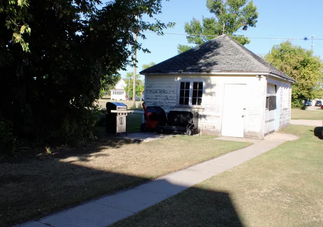 Photo 28 of Single family home for sale at 105 Hamilton Ave Ne, Red Lake Falls, MN 56750 | MLS# 7139927 | Listing updated on 2026-09-08