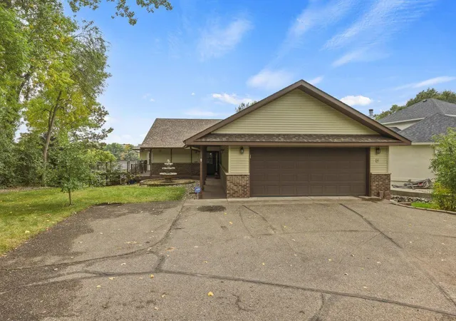 Photo 2 of Single family home for sale at 22 13th Street S, Sauk Rapids, MN 56379 | MLS# 7139929 | Listing updated on 2026-10-07