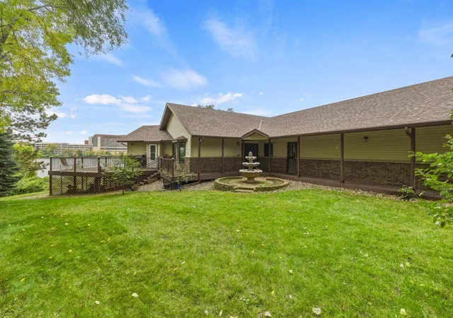 Photo 3 of Single family home for sale at 22 13th Street S, Sauk Rapids, MN 56379 | MLS# 7139929 | Listing updated on 2026-10-07