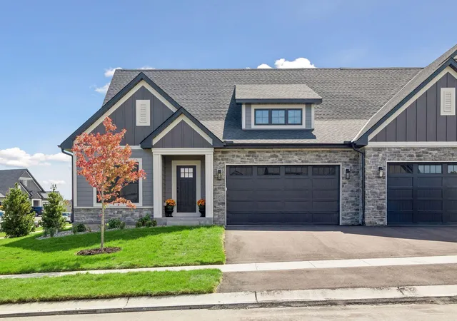 Photo 2 of Townhouse for sale at 18536 Ifton Way, Lakeville, MN 55044 | MLS# 7139935 | Listing updated on 2026-10-22