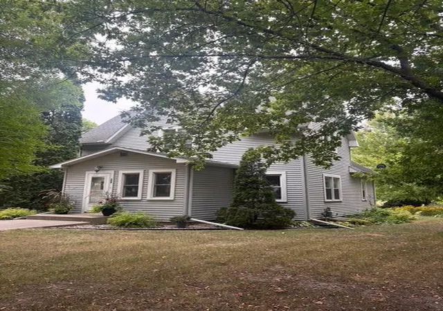 Photo 3 of Single family home for sale at 308 4th Street Se, Pelican Rapids, MN 56572 | MLS# 7139957 | Listing updated on 2026-10-08