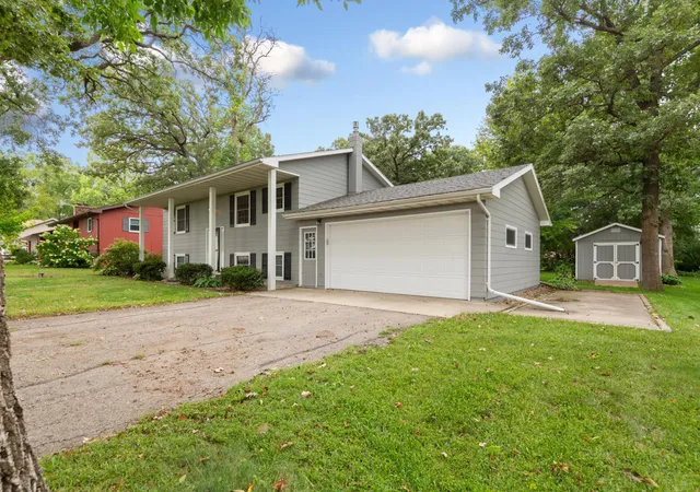 Photo 3 of Single family home for sale at 40499 520th Street, North Mankato, MN 56003 | MLS# 7139961 | Listing updated on 2026-09-17