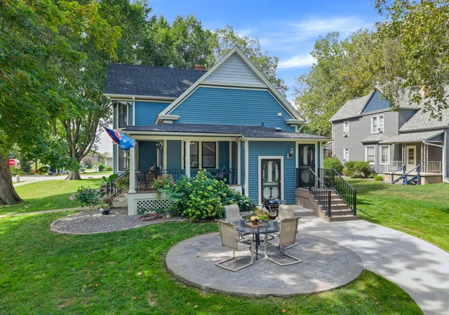 Photo 3 of Single family home for sale at 375 4th Street Sw, Plainview, MN 55964 | MLS# 7139998 | Listing updated on 2026-09-12