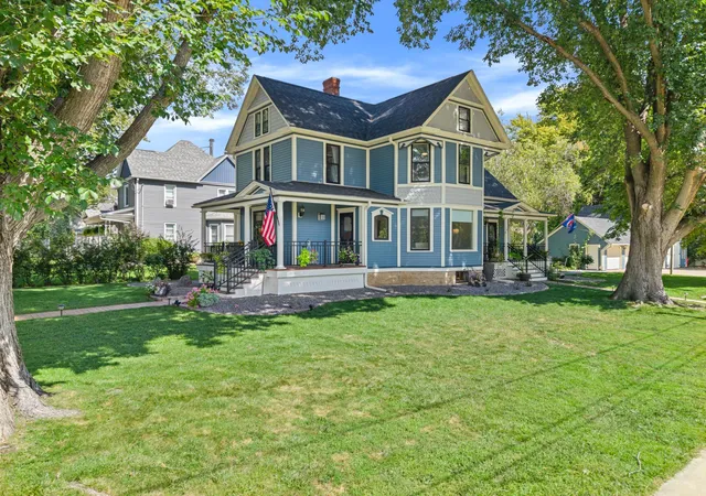 Photo 3 of Single family home for sale at 375 4th Street SW, Plainview, MN 55964 | MLS# 7139998 | Listing updated on 2026-09-12