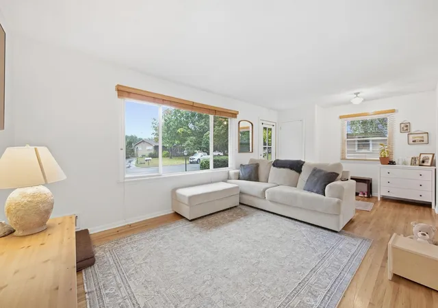 Photo 4 of Single family home for sale at 2102 Opal Dr, Saint Paul, MN 55122 | MLS# 7140009 | Listing updated on 2026-09-18