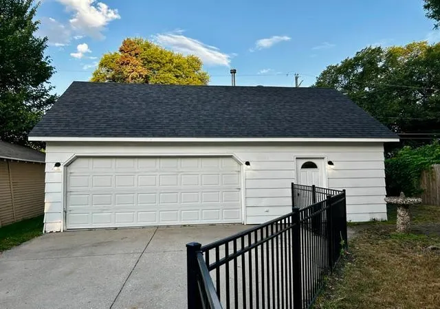 Photo 2 of Single family home for sale at 1226 2nd Street N, Fargo, ND 58102 | MLS# 7140021 | Listing updated on 2026-09-15