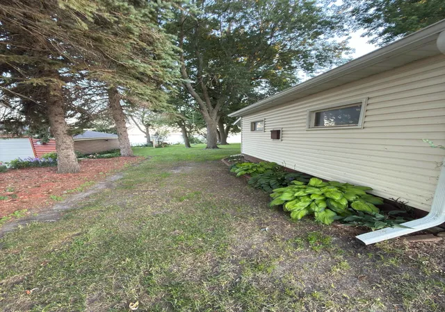 Photo 4 of Single family home for sale at 12103 Pelican Hts Rd, Ashby, MN 56309 | MLS# 7140055 | Listing updated on 2026-09-30