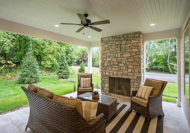 Photo 15 of Single family home for sale at 25330 Park Ln, Excelsior, MN 55331 | MLS# 7140062 | Listing updated on 2026-09-08