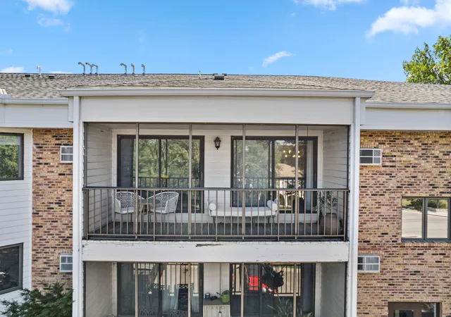 Photo 3 of Condo for sale at 4625 Minnetonka Blvd #308, Minneapolis, MN 55416 | MLS# 7140065 | Listing updated on 2026-09-18
