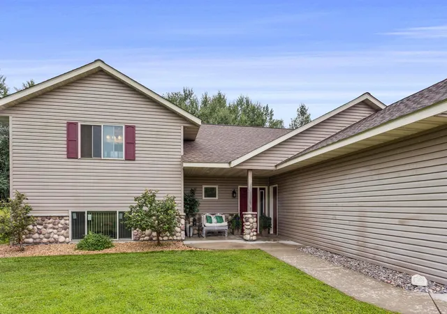 Photo 3 of Single family home for sale at 567 135th Street NW, Monticello, MN 55362 | MLS# 7140077 | Listing updated on 2026-09-14