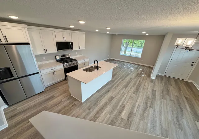 Photo 3 of Single family home for sale at 7077 Kittredge Ln NE, Albertville, MN 55301 | MLS# 7140092 | Listing updated on 2026-09-22