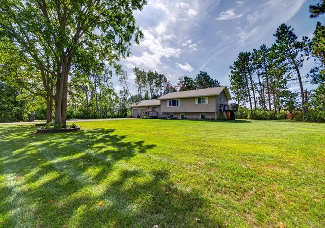 Photo 2 of Single family home for sale at 2122 Harrison Ct Sw, Bemidji, MN 56601 | MLS# 7140103 | Listing updated on 2026-09-23