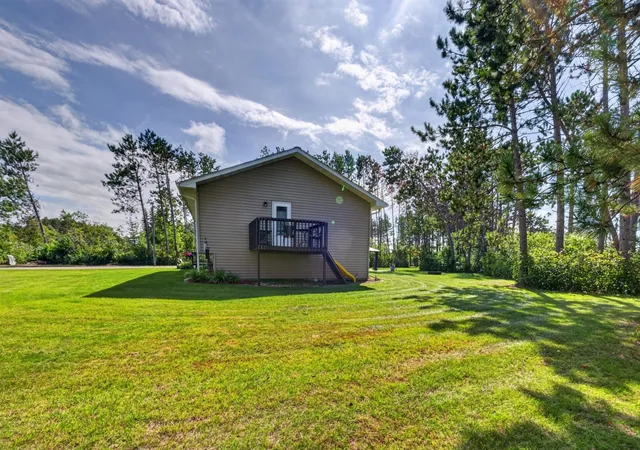 Photo 3 of Single family home for sale at 2122 Harrison Ct SW, Bemidji, MN 56601 | MLS# 7140103 | Listing updated on 2026-09-23