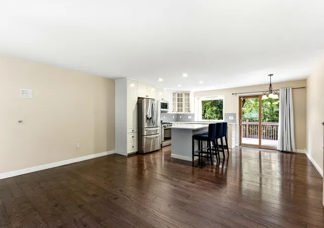 Photo 3 of Single family home for sale at 7064 Springhill Cir, Eden Prairie, MN 55346 | MLS# 7140144 | Listing updated on 2026-09-30
