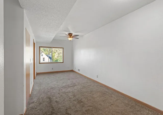Photo 3 of Sale Pending at 1066 Ross Ave, Saint Paul, MN 55106 | MLS# 7140145 | Listing updated on 2026-10-28