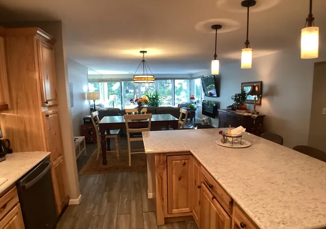 Photo 4 of Condo for sale at 2670 Commerce Blvd #106, Mound, MN 55364 | MLS# 7140175 | Listing updated on 2026-10-12