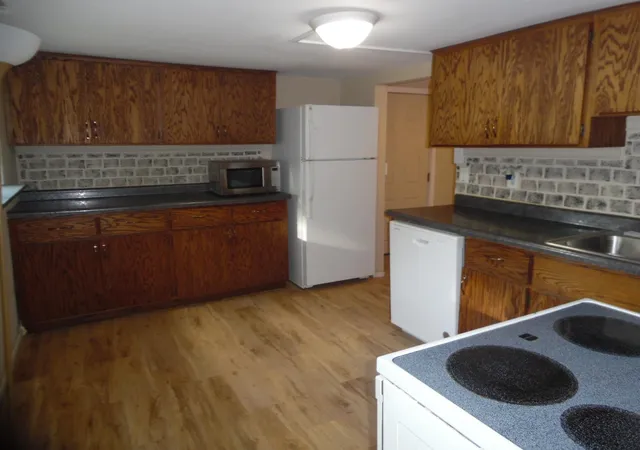 Photo 3 of Single family home for sale at 132 6th Street Sw, Forest Lake, MN 55025 | MLS# 7140180 | Listing updated on 2026-09-16