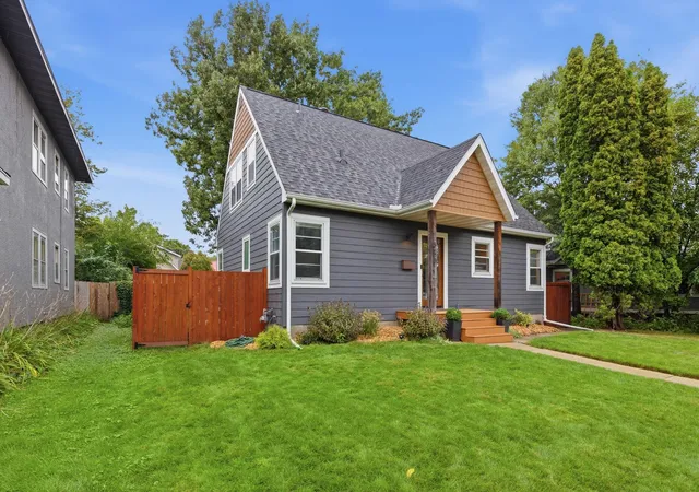 Photo 1 of Single family home for sale at 313 Vincent Ave N, Minneapolis, MN 55405 | MLS# 7140191 | Listing updated on 2026-09-21