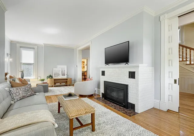 Photo 2 of Single family home for sale at 820 Osceola Ave, Saint Paul, MN 55105 | MLS# 7140204 | Listing updated on 2026-10-15
