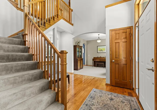 Photo 4 of Single family home for sale at 11542 Avery Dr, Inver Grove Heights, MN 55077 | MLS# 7140206 | Listing updated on 2026-09-21
