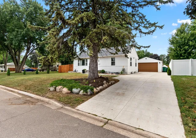 Photo 35 of Single family home for sale at 8306 18th Avenue S, Minneapolis, MN 55425 | MLS# 7140217 | Listing updated on 2026-10-26