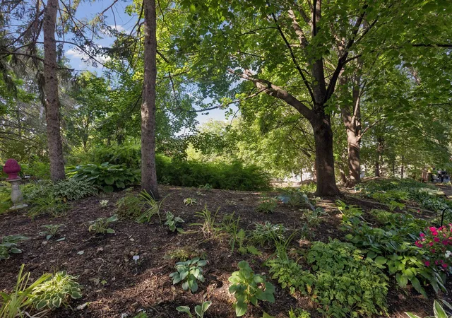 Photo 34 of Single family home for sale at 1952 Dupont Ave S, Minneapolis, MN 55403 | MLS# 7140229 | Listing updated on 2026-09-14