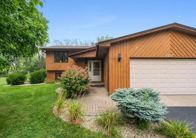 Photo 2 of Single family home for sale at 7330 208th Street N, Forest Lake, MN 55025 | MLS# 7140268 | Listing updated on 2026-10-04