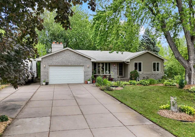 Photo 1 of Single family home for sale at 13720 Vinewood Ln N, Dayton, MN 55327 | MLS# 7140305 | Listing updated on 2026-09-19