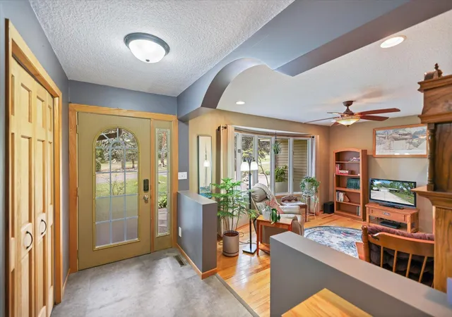 Photo 4 of Single family home for sale at 13720 Vinewood Ln N, Dayton, MN 55327 | MLS# 7140305 | Listing updated on 2026-09-19