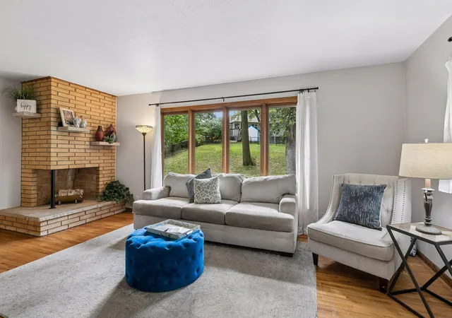 Photo 4 of Single family home for sale at 16419 Seymour Dr, Minnetonka, MN 55345 | MLS# 7140323 | Listing updated on 2026-09-28