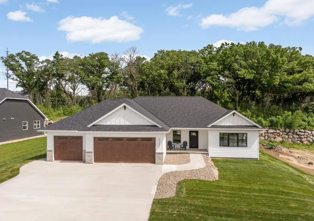 Photo 2 of Single family home for sale at 27231 Petes Hl Trl, Elko, MN 55020 | MLS# 7140345 | Listing updated on 2026-09-22